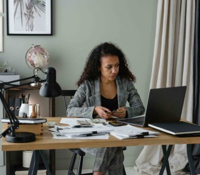 Especializados en desarrollo inmobiliario, acompañamos a nuestros clientes en cada etapa del proceso, asegurando la viabilidad y rentabilidad de los proyectos en Barcelona.